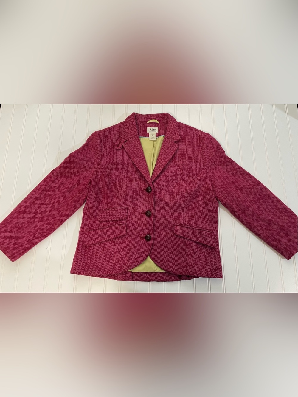 L.L. Bean Wool Blend Jacket 14 Pet Petite LL
Bean Hot Pink Herringbone Chevron